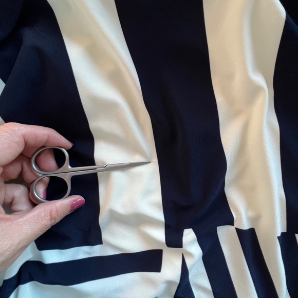 Ralph Lauren Blue and White Stripe Sleeveless Asymmetrical Dress Size 6 - Picture 15 of 15